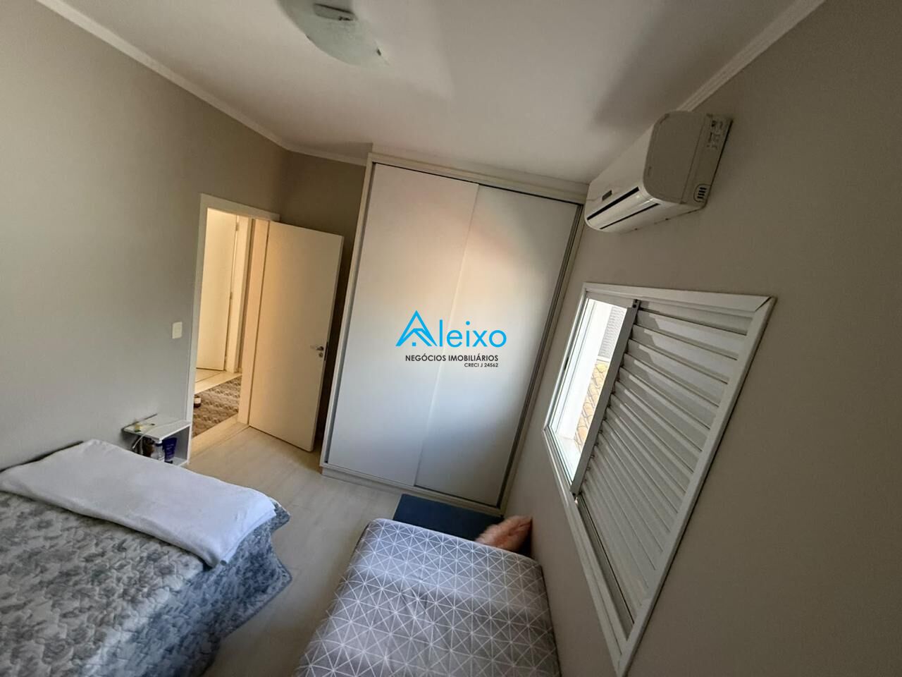 Casa de Condomínio com 3 quartos à venda, 160m² — foto 12 de 28
