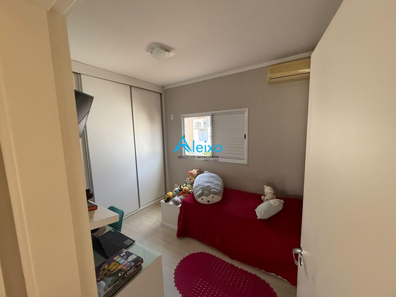 Casa de Condomínio com 3 quartos à venda, 160m² — foto 15 de 28