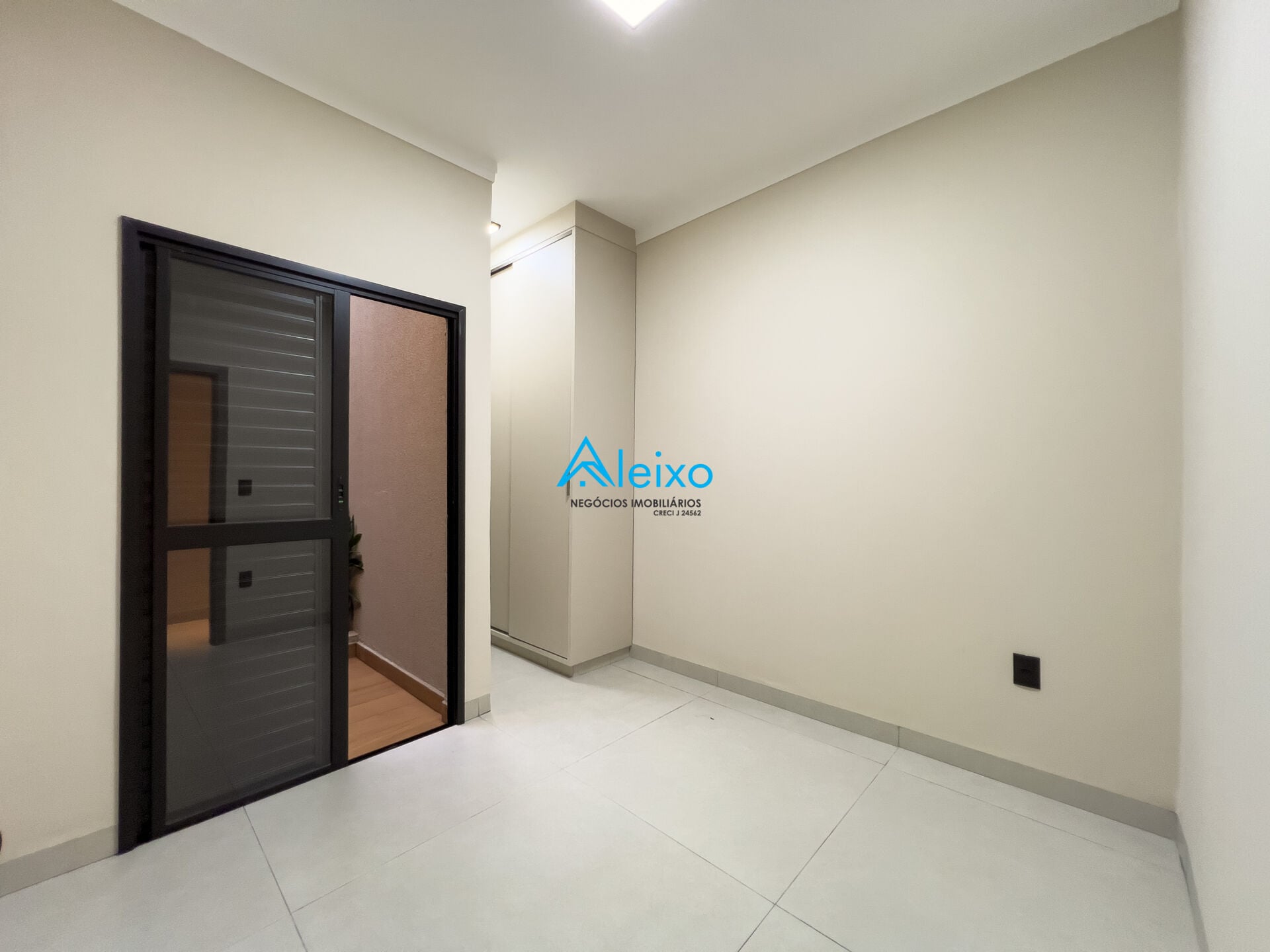 Casa com 3 quartos à venda, 130m² — foto 24 de 31