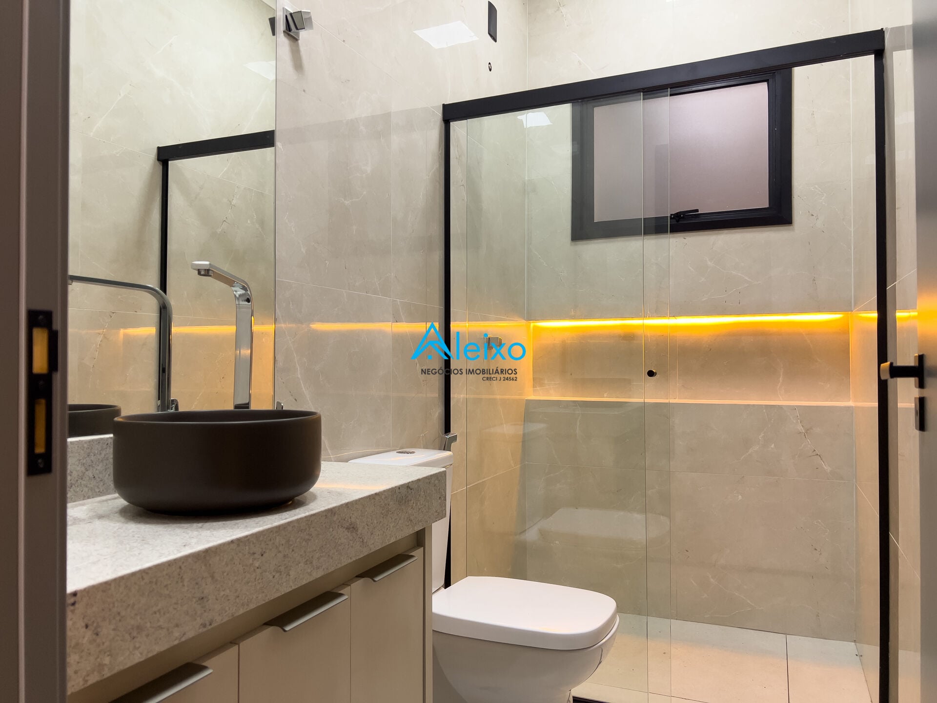 Casa com 3 quartos à venda, 130m² — foto 25 de 31