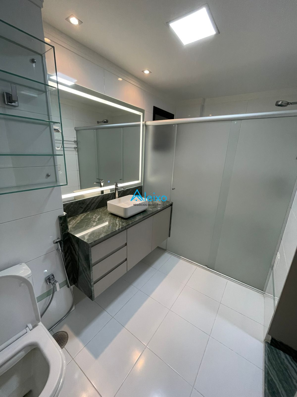 Apartamento com 3 quartos à venda — foto 16 de 18