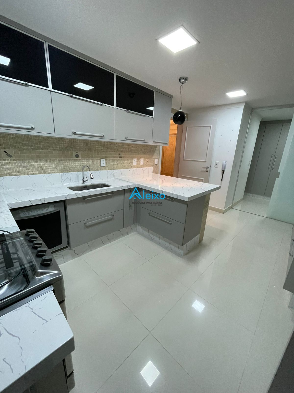 Apartamento com 3 quartos à venda — foto 5 de 18