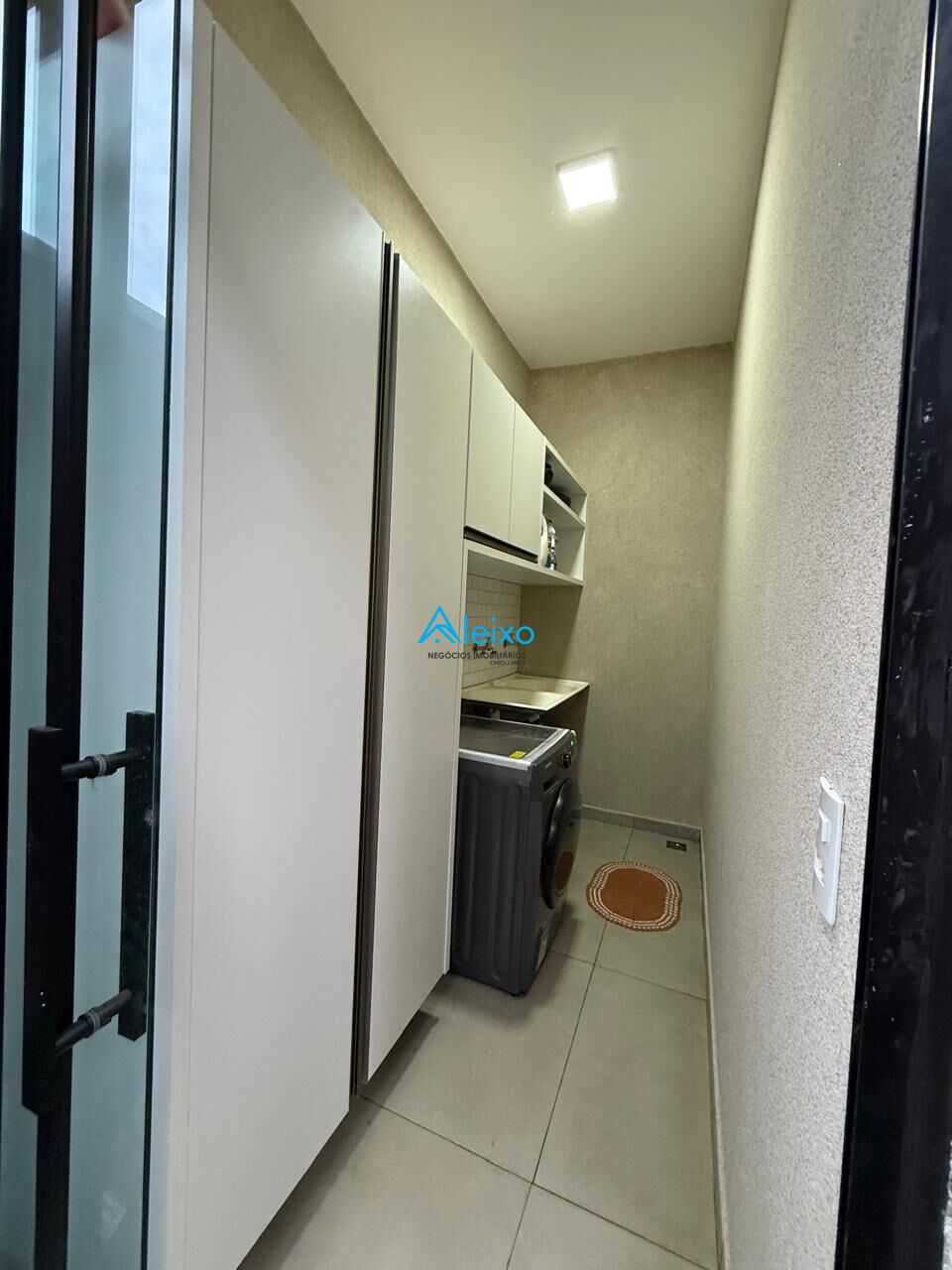 Casa com 4 quartos à venda — foto 18 de 18