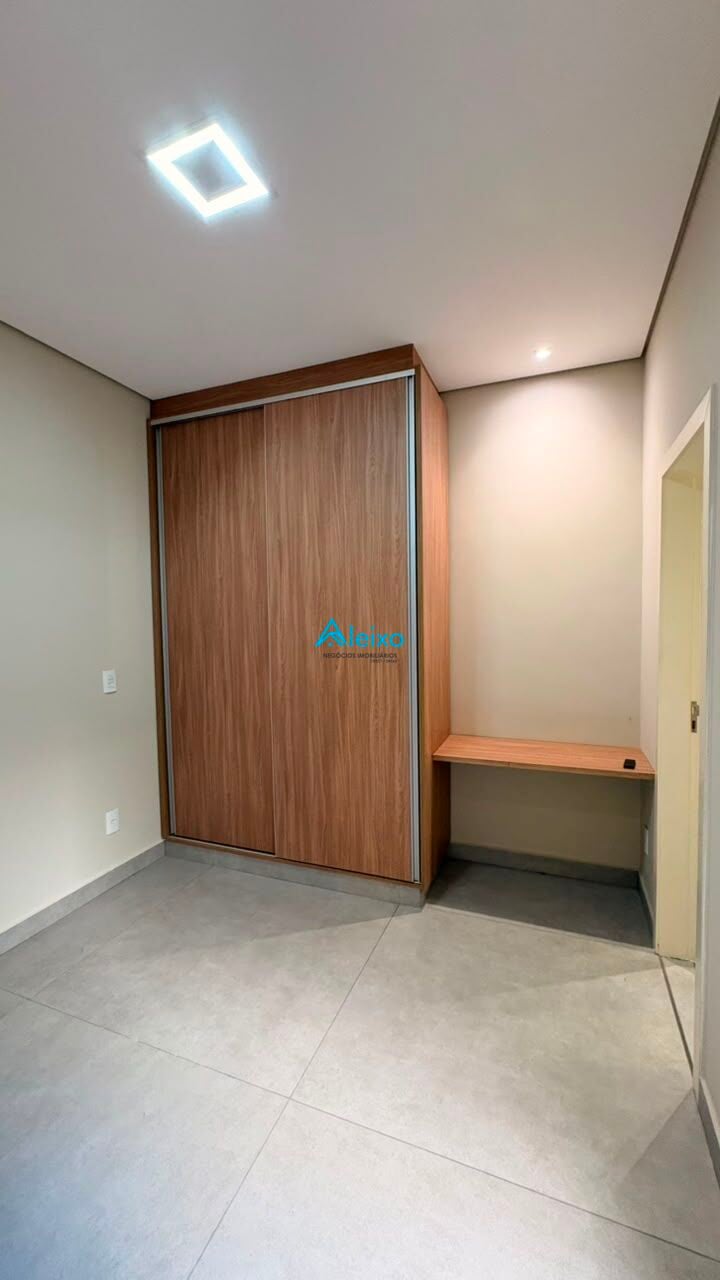 Casa de Condomínio com 3 quartos à venda, 167m² — foto 15 de 22