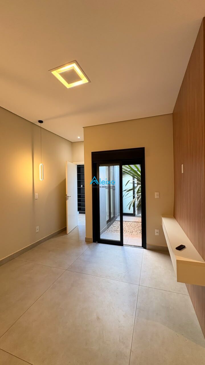 Casa de Condomínio com 3 quartos à venda, 167m² — foto 13 de 22