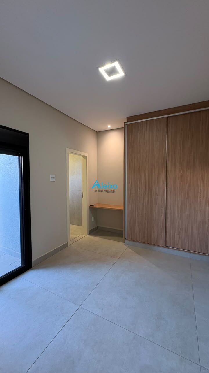 Casa de Condomínio com 3 quartos à venda, 167m² — foto 11 de 22