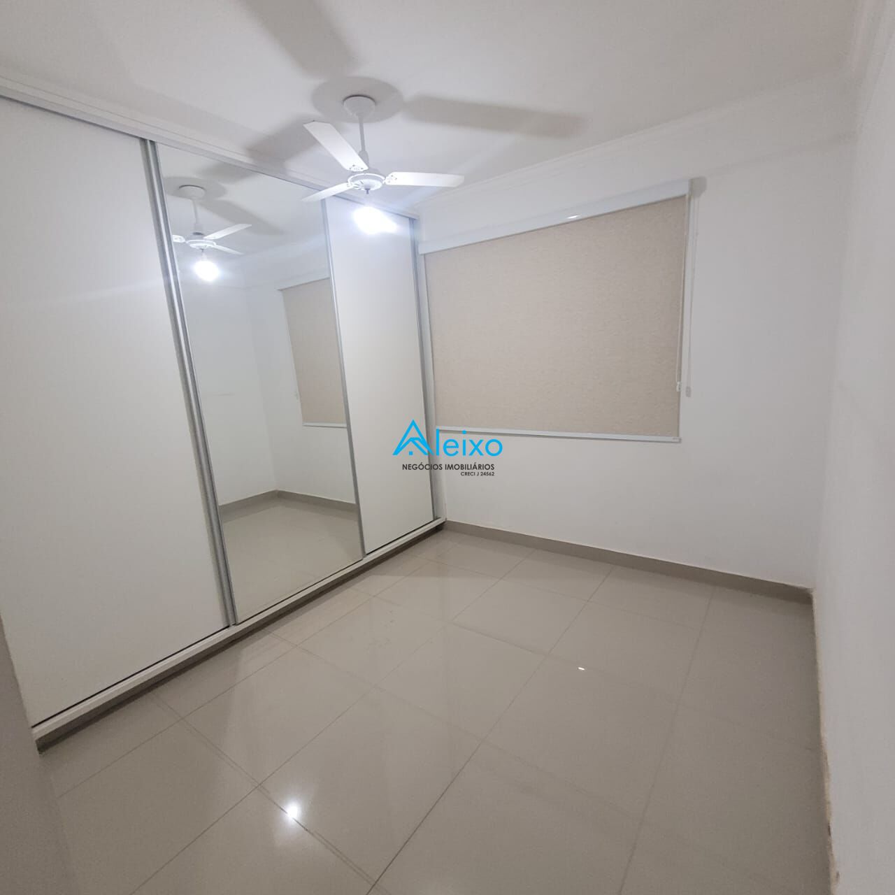 Casa de Condomínio com 3 quartos à venda — foto 9 de 24