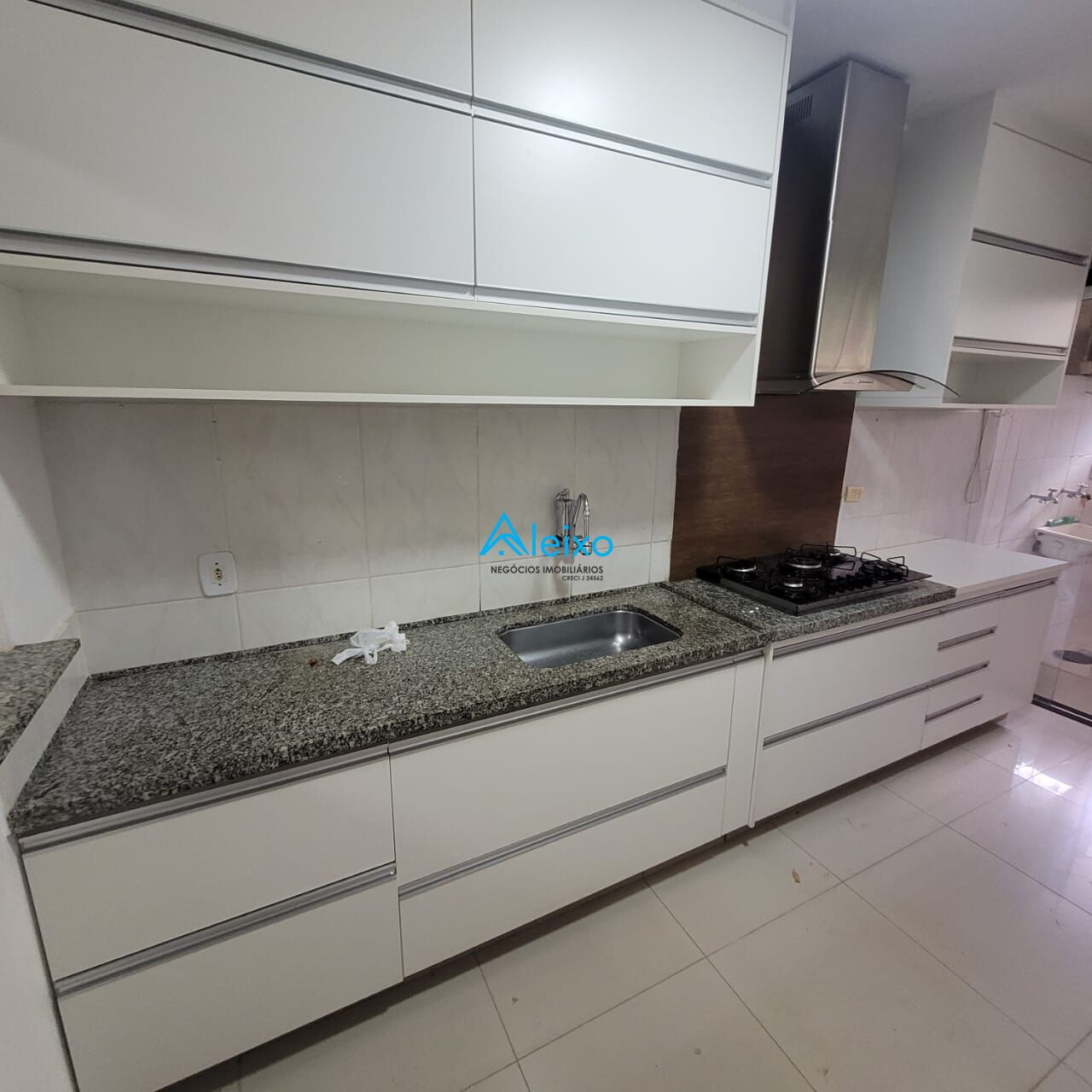 Casa de Condomínio com 3 quartos à venda — foto 12 de 24