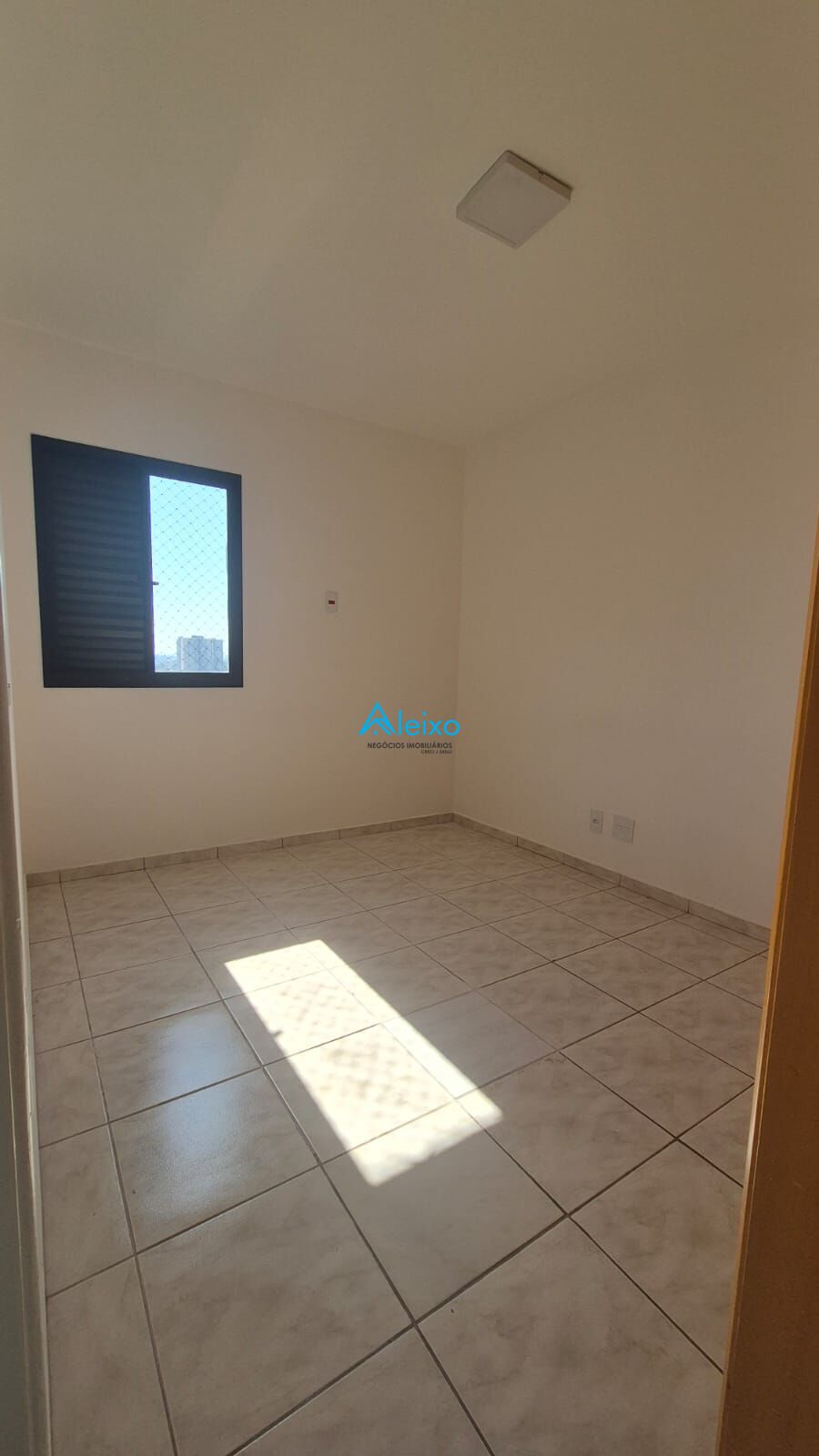 Apartamento com 2 quartos à venda, 64m² — foto 10 de 15