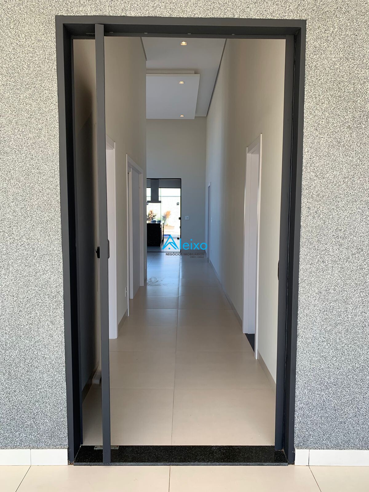 Casa de Condomínio com 3 quartos à venda, 210m² — foto 7 de 18