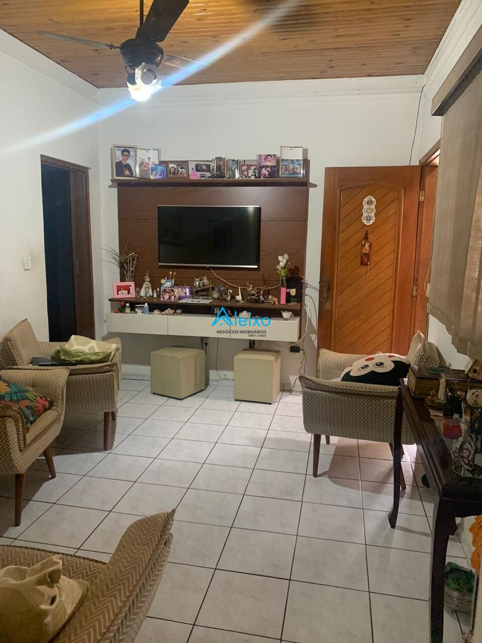 Casa com 3 quartos à venda — foto 9 de 17