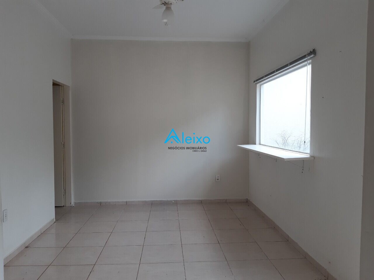 Casa com 3 quartos à venda — foto 8 de 20