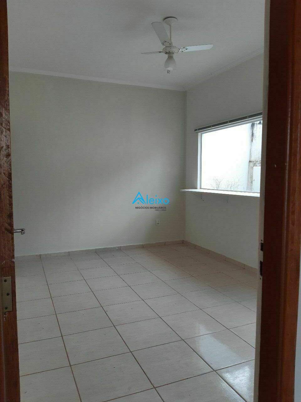 Casa com 3 quartos à venda — foto 14 de 20