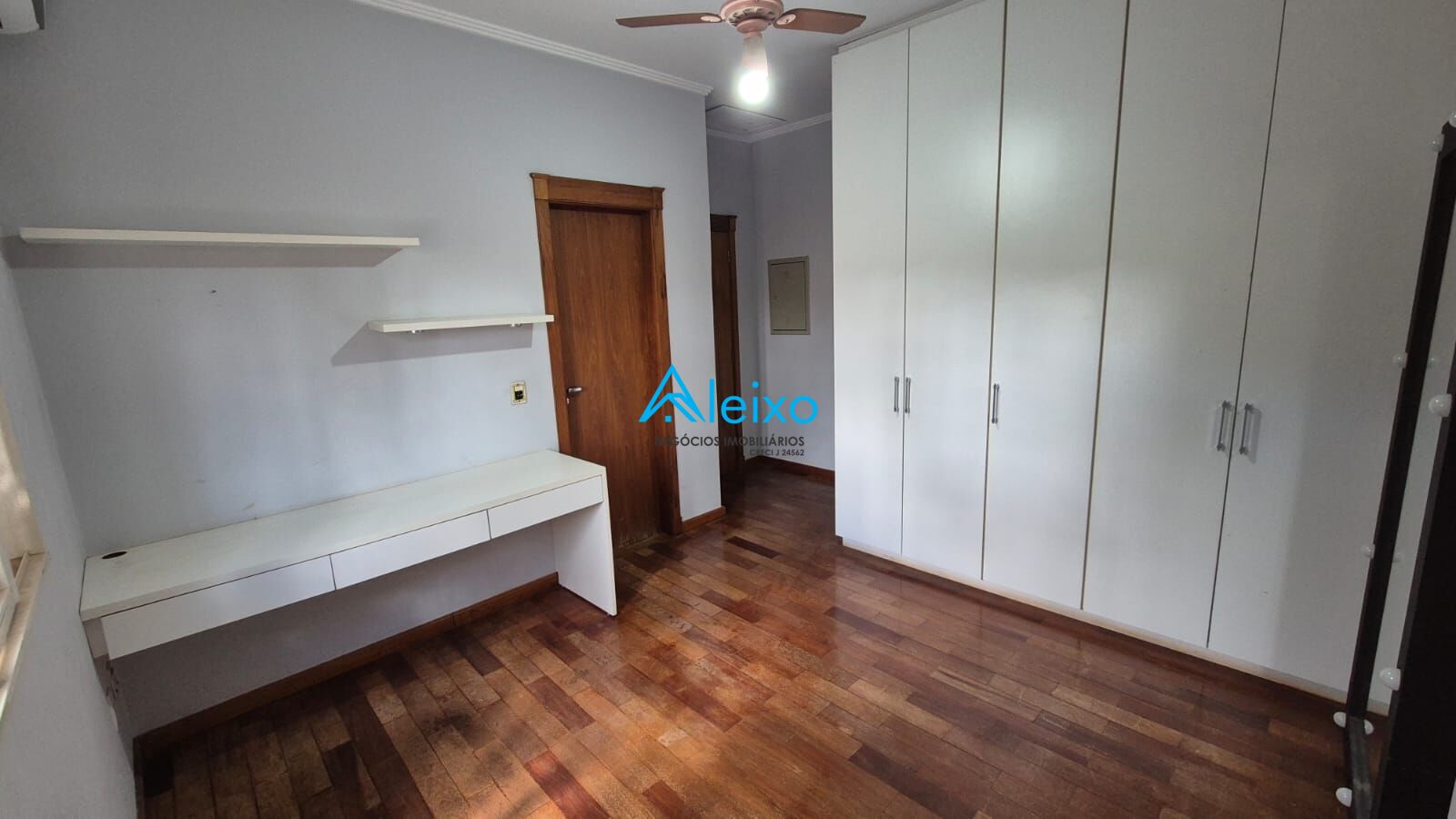 Sobrado com 3 quartos à venda, 311m² — foto 12 de 26