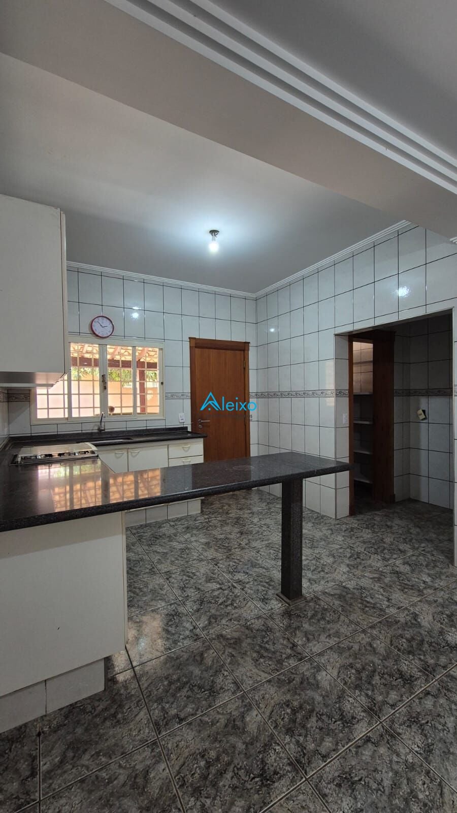 Sobrado com 3 quartos à venda, 311m² — foto 5 de 26