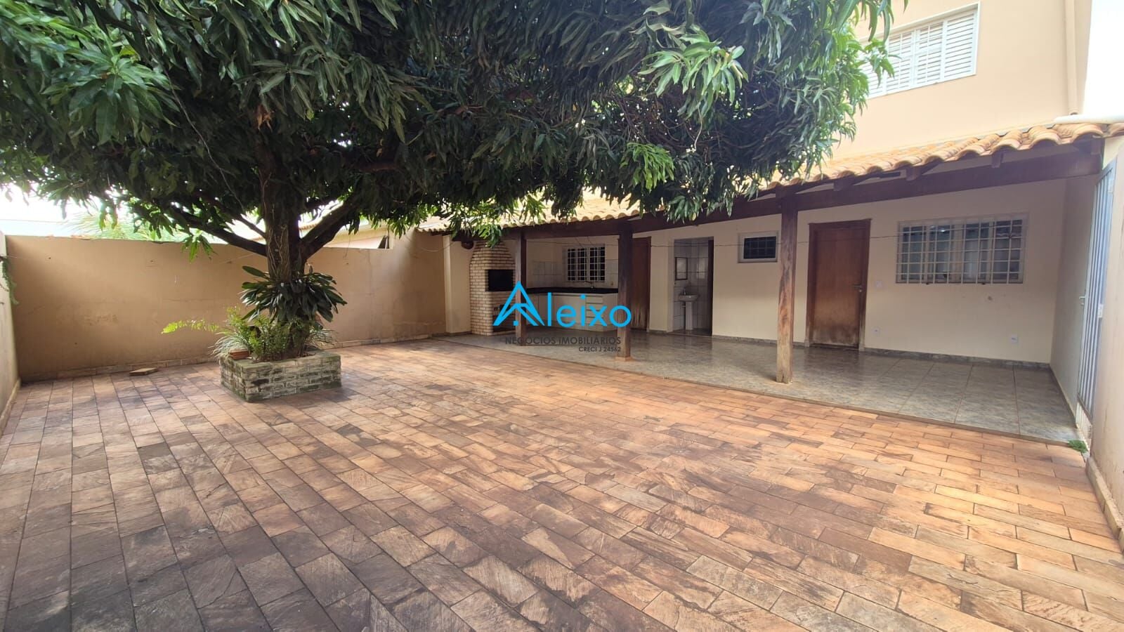 Sobrado com 3 quartos à venda, 311m² — foto 19 de 26