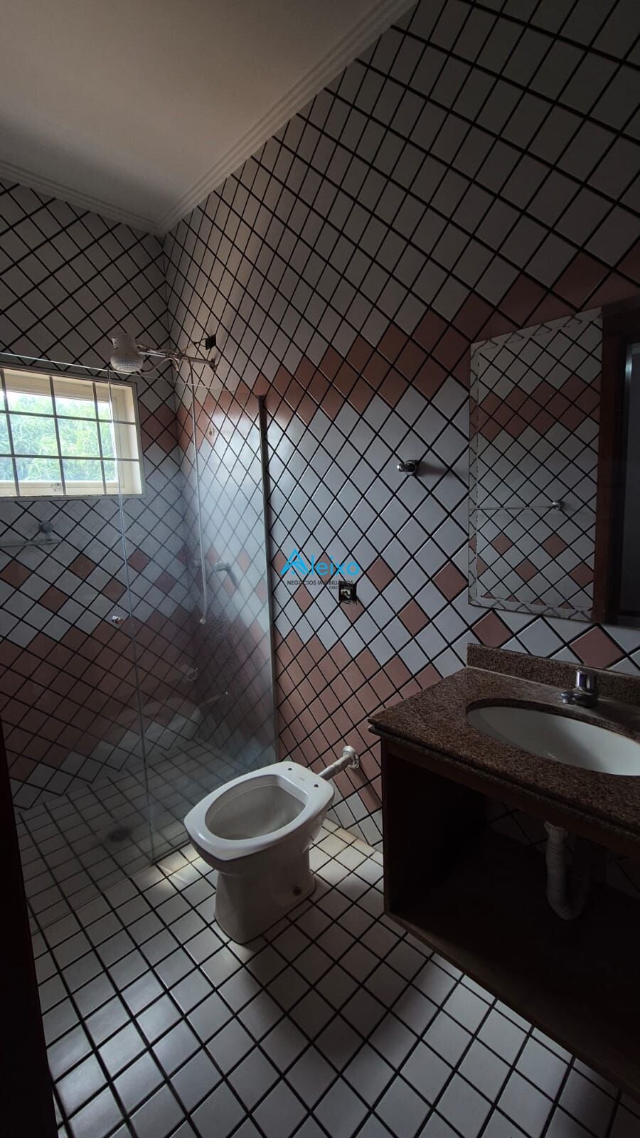 Sobrado com 3 quartos à venda, 311m² — foto 24 de 26