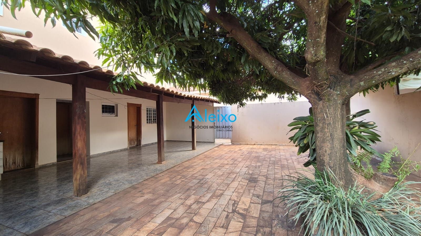 Sobrado com 3 quartos à venda, 311m² — foto 20 de 26