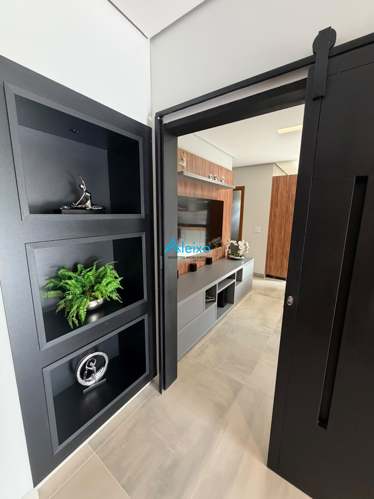 Casa de Condomínio com 3 quartos à venda, 256m² — foto 13 de 29