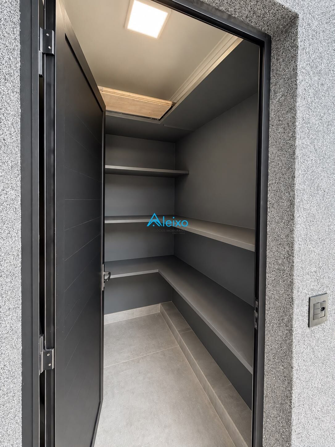 Casa de Condomínio com 3 quartos à venda, 256m² — foto 12 de 29
