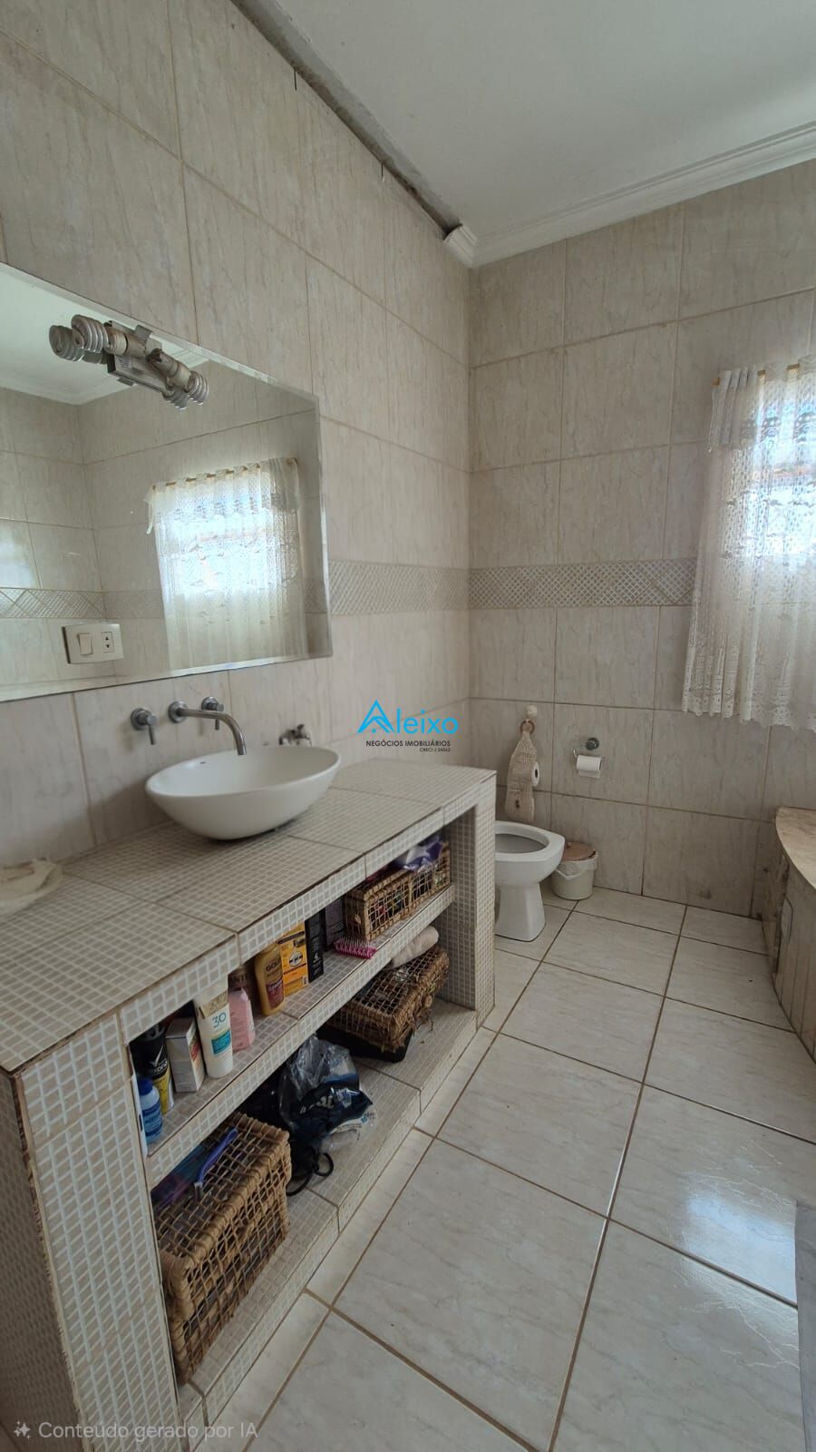 Casa com 3 quartos à venda, 210m² — foto 31 de 32