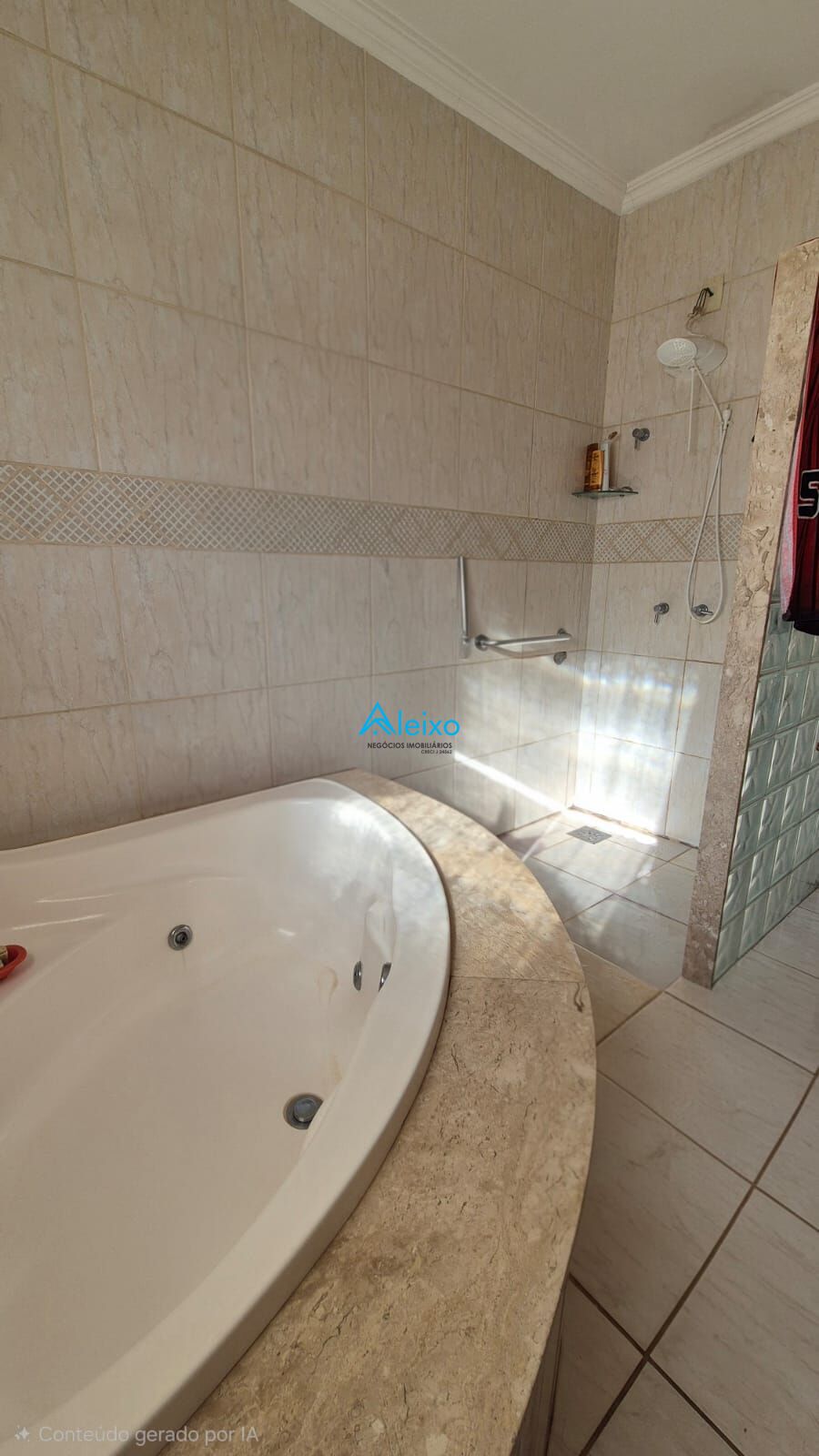 Casa com 3 quartos à venda, 210m² — foto 32 de 32