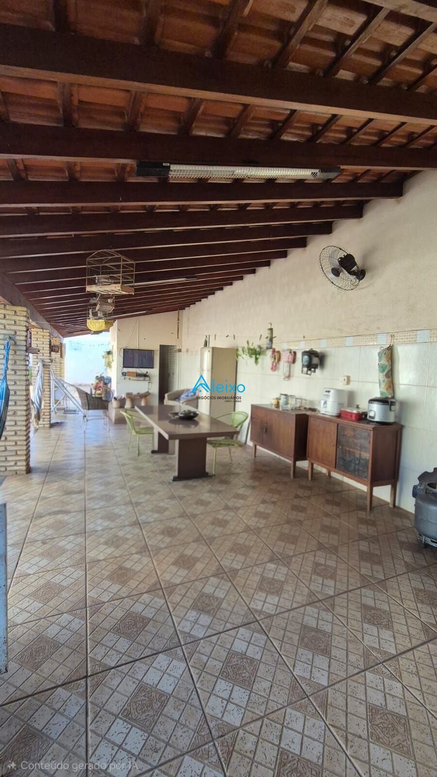 Casa com 3 quartos à venda, 210m² — foto 9 de 32