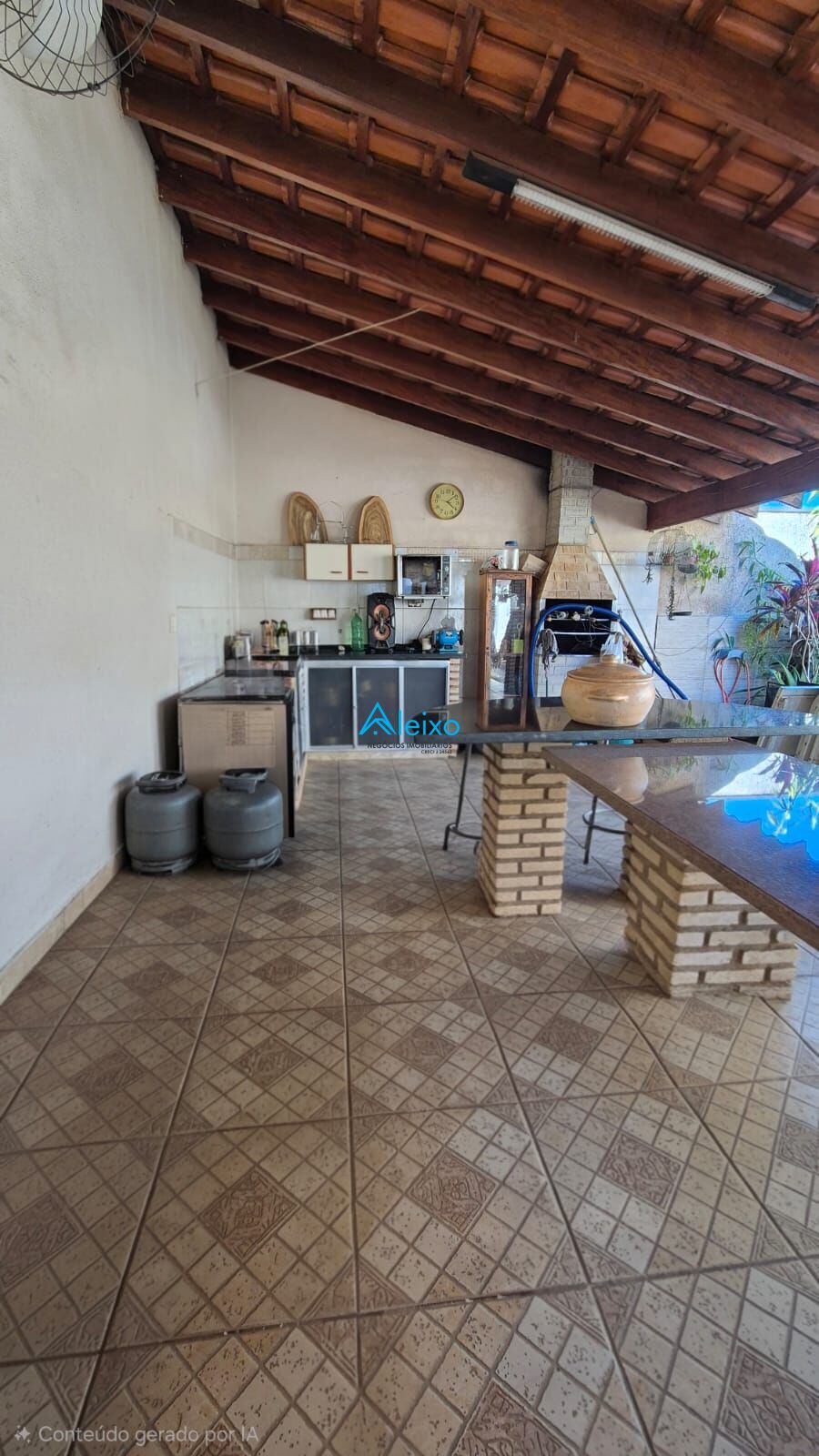 Casa com 3 quartos à venda, 210m² — foto 8 de 32