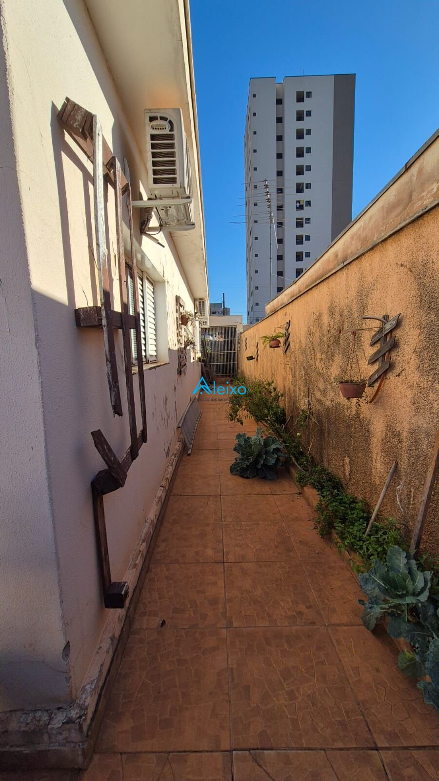 Casa com 3 quartos à venda, 210m² — foto 15 de 32
