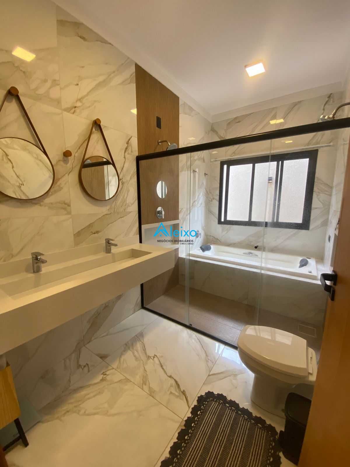 Casa com 3 quartos à venda, 200m² — foto 25 de 25