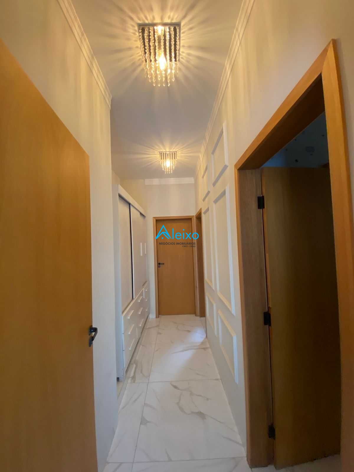 Casa com 3 quartos à venda, 200m² — foto 6 de 25