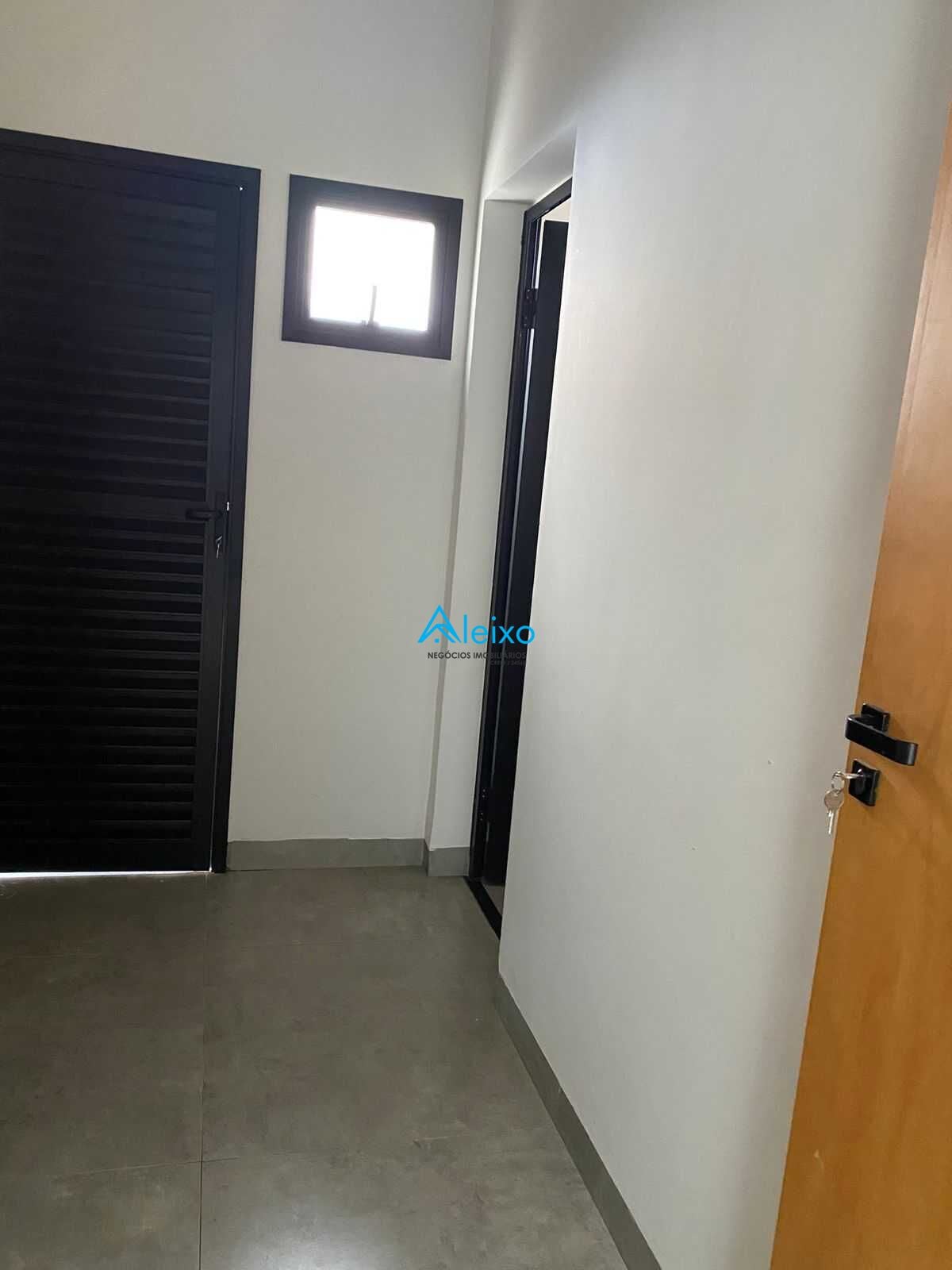 Casa com 3 quartos à venda, 200m² — foto 21 de 25