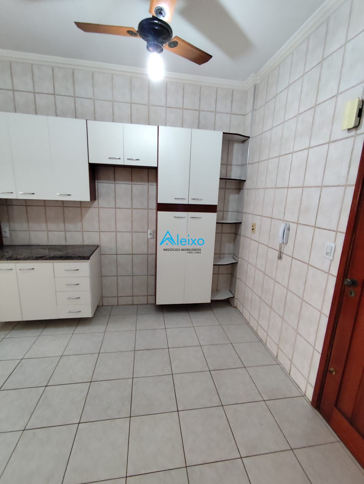 Apartamento com 3 quartos à venda, 120m² — foto 5 de 11