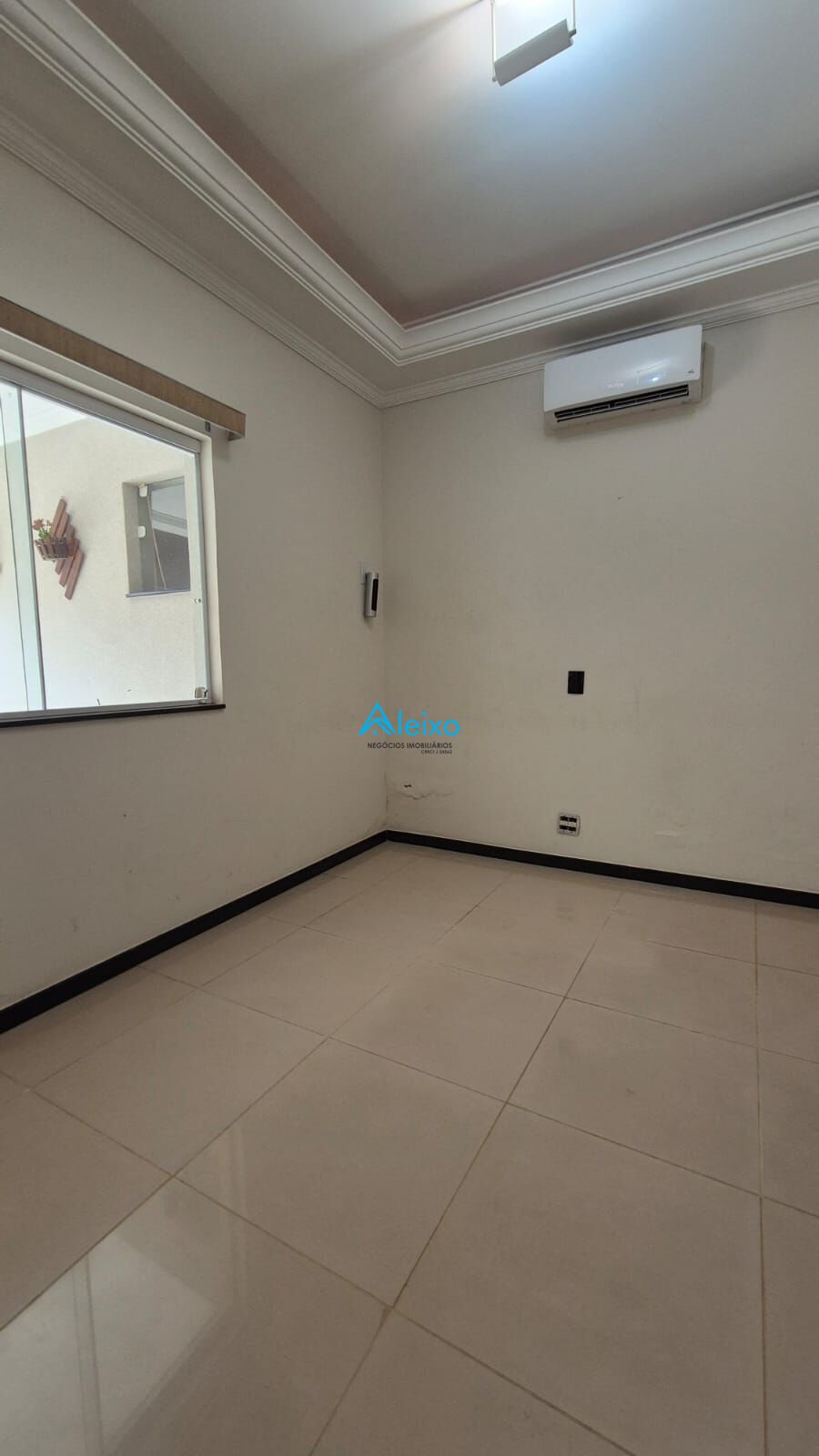 Casa de Condomínio com 3 quartos para aluguel, 350m² — foto 20 de 29