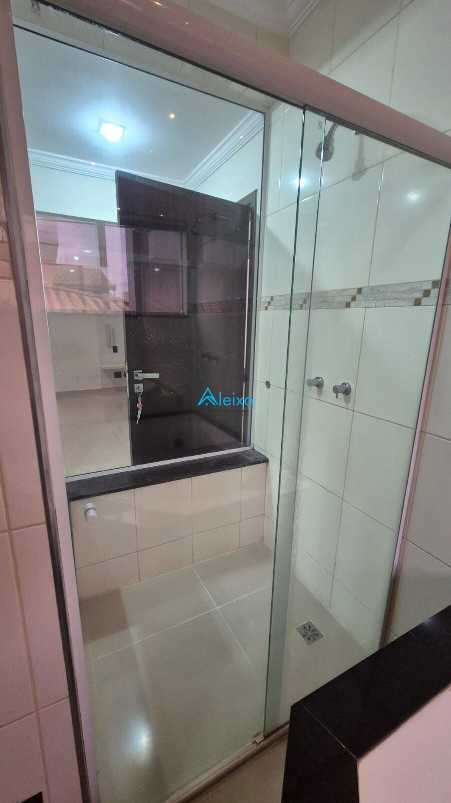 Casa de Condomínio com 3 quartos para aluguel, 350m² — foto 23 de 29