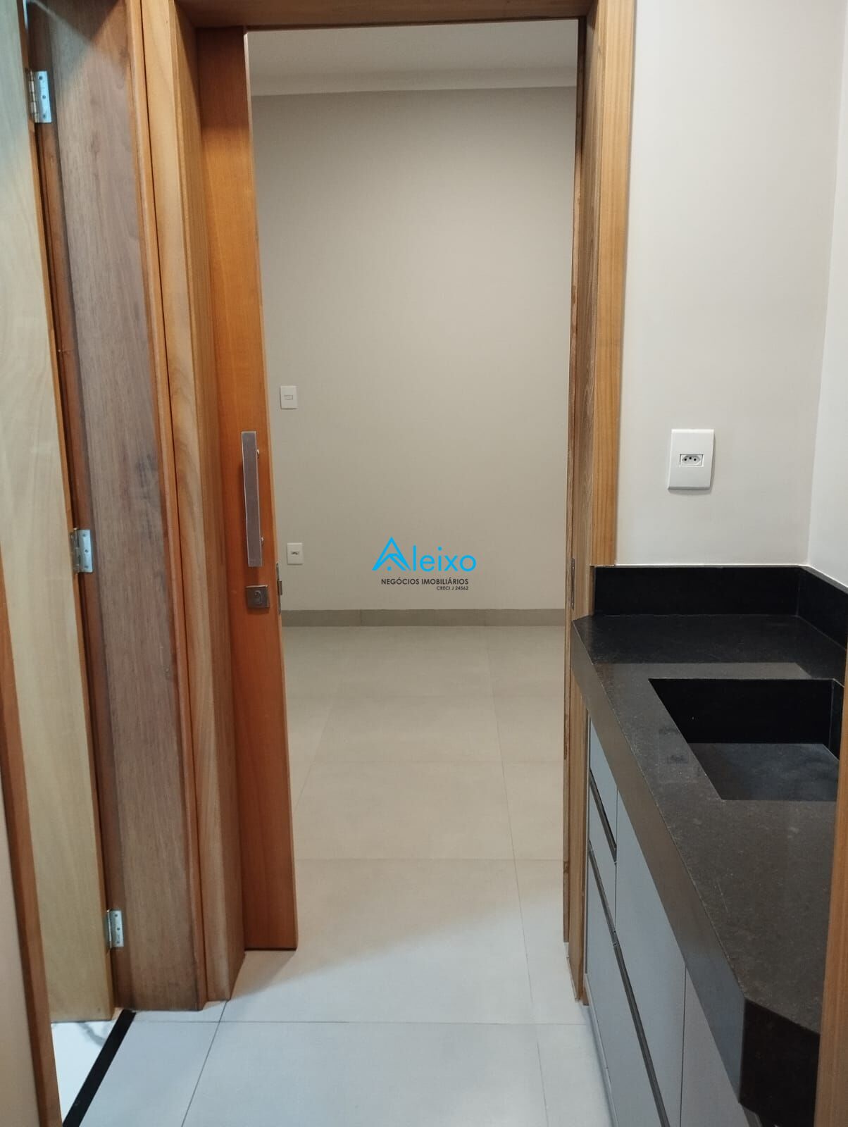 Casa com 3 quartos à venda — foto 10 de 19