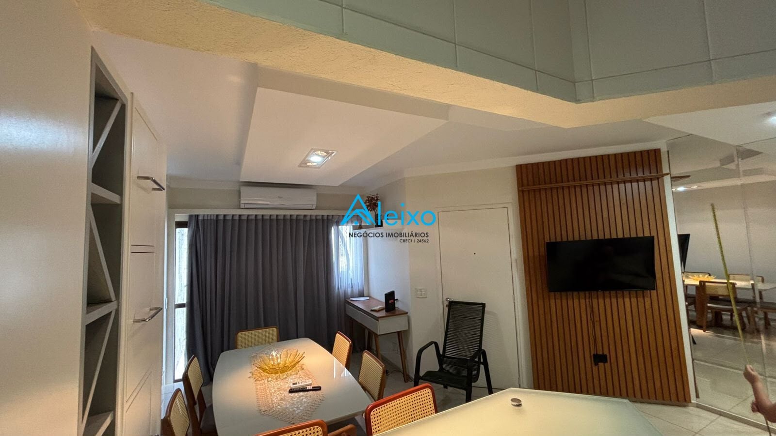 Apartamento com 2 quartos à venda, 70m² — foto 6 de 12