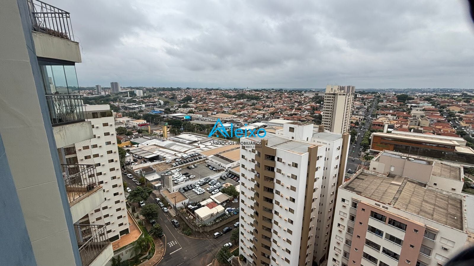 Apartamento com 2 quartos à venda, 70m² — foto 12 de 12