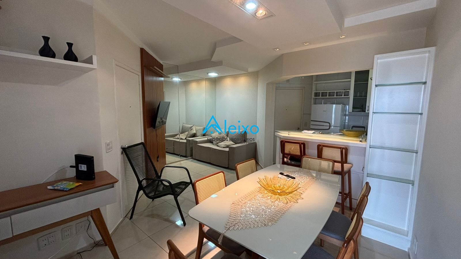 Apartamento com 2 quartos à venda, 70m² — foto 4 de 12