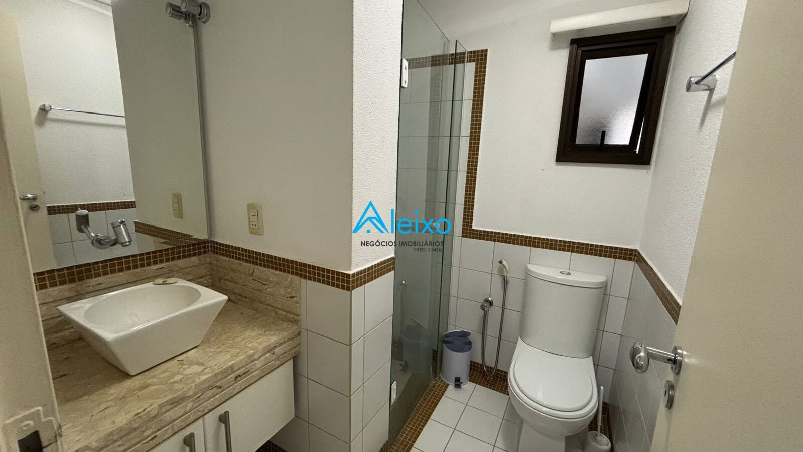 Apartamento com 2 quartos à venda, 70m² — foto 9 de 12