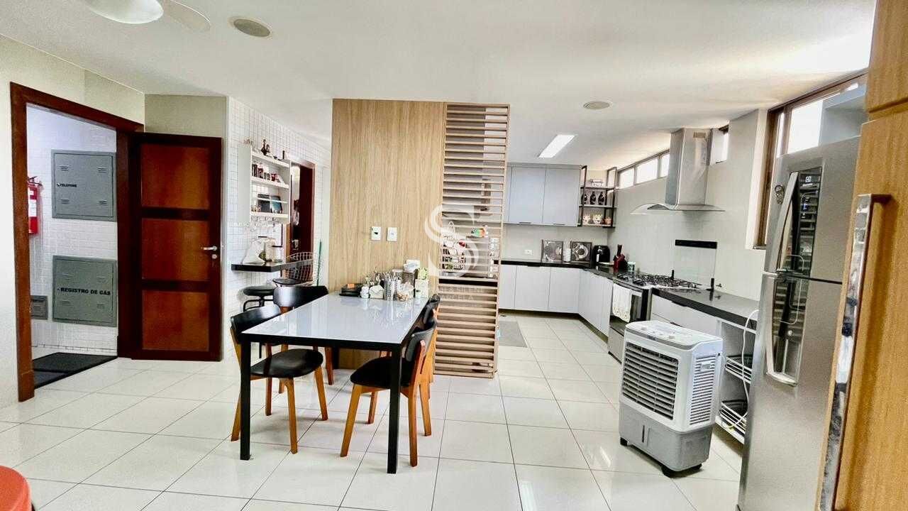 Apartamento, 3 quartos, 330 m² - Foto 12