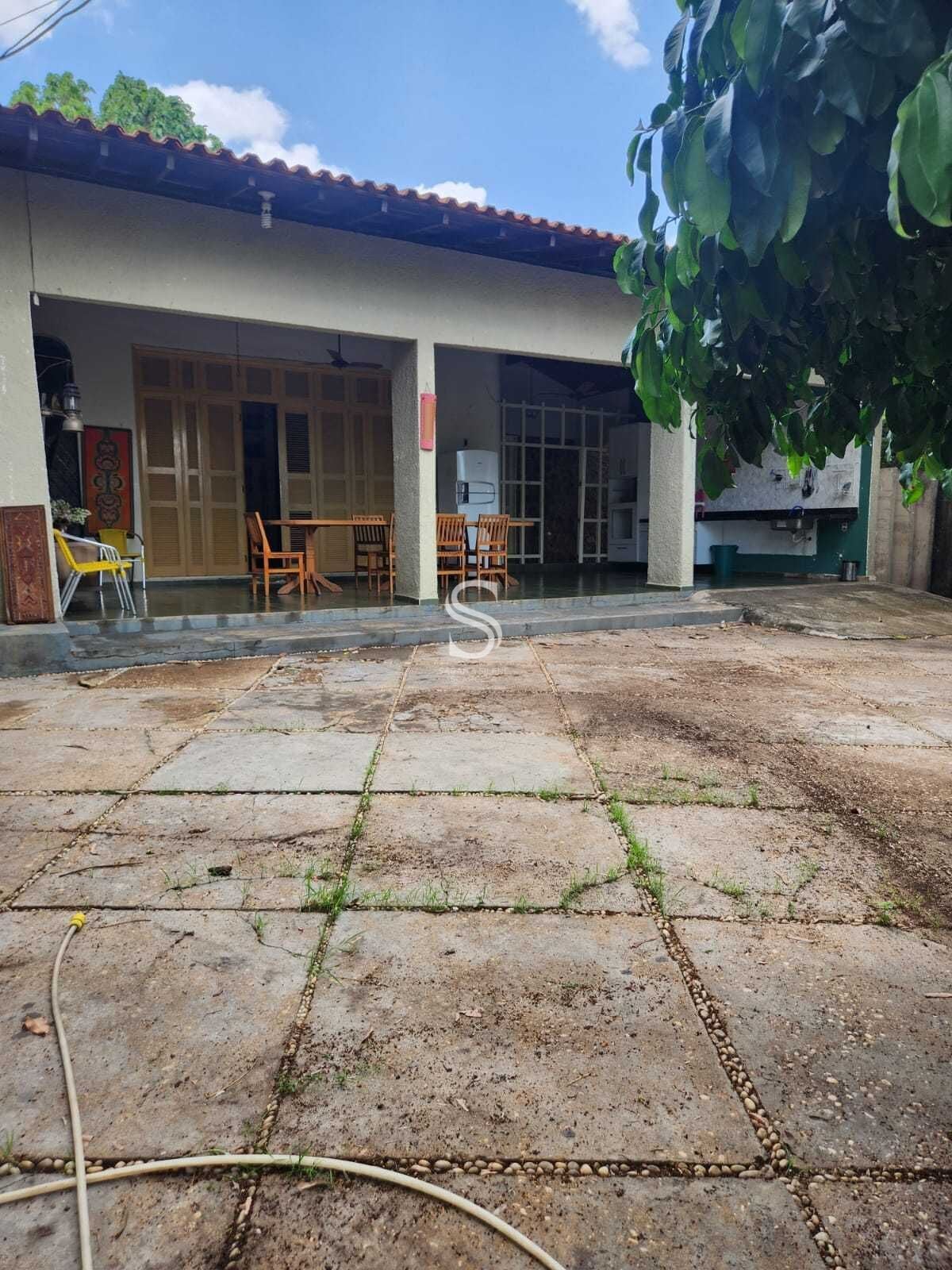 Casa, 9 quartos, 233 m² - Foto 5