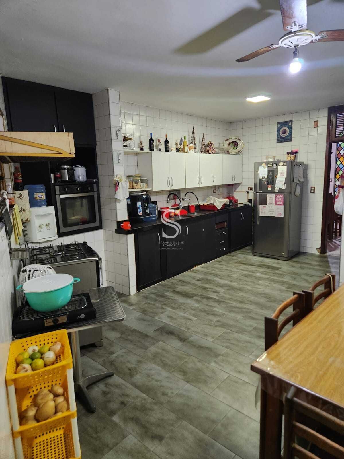 Casa, 9 quartos, 233 m² - Foto 25