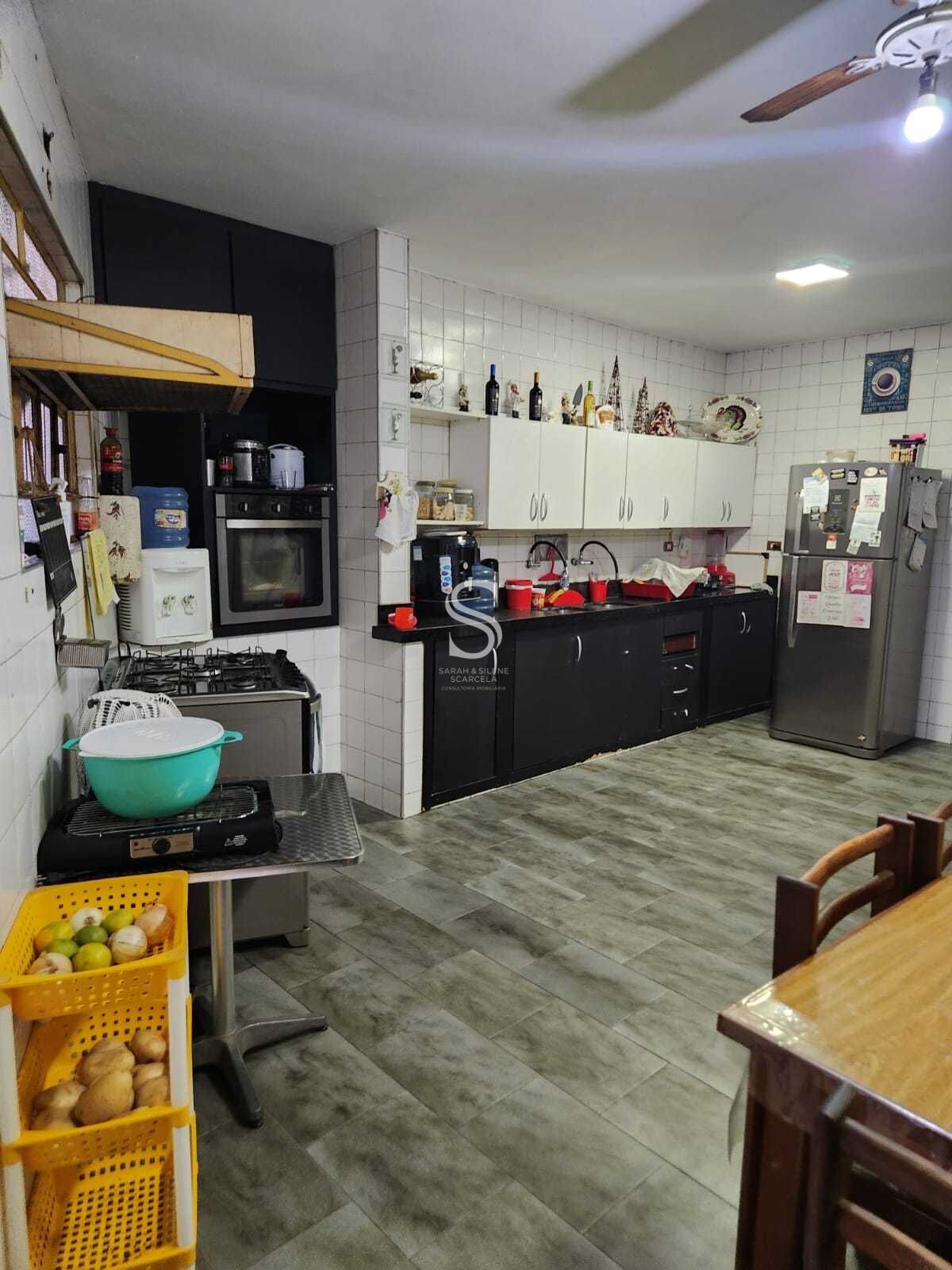 Casa, 9 quartos, 233 m² - Foto 23