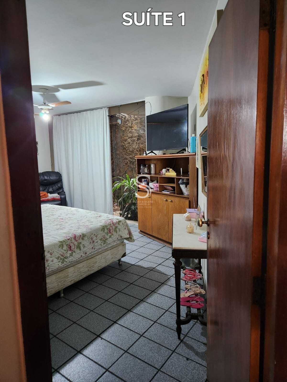 Casa, 9 quartos, 233 m² - Foto 30