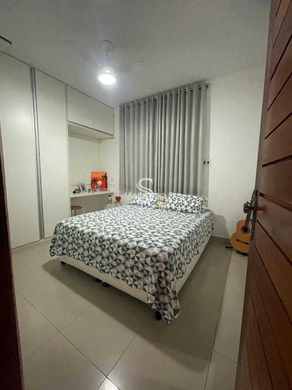 Casa, 4 quartos, 270 m² - Foto 17