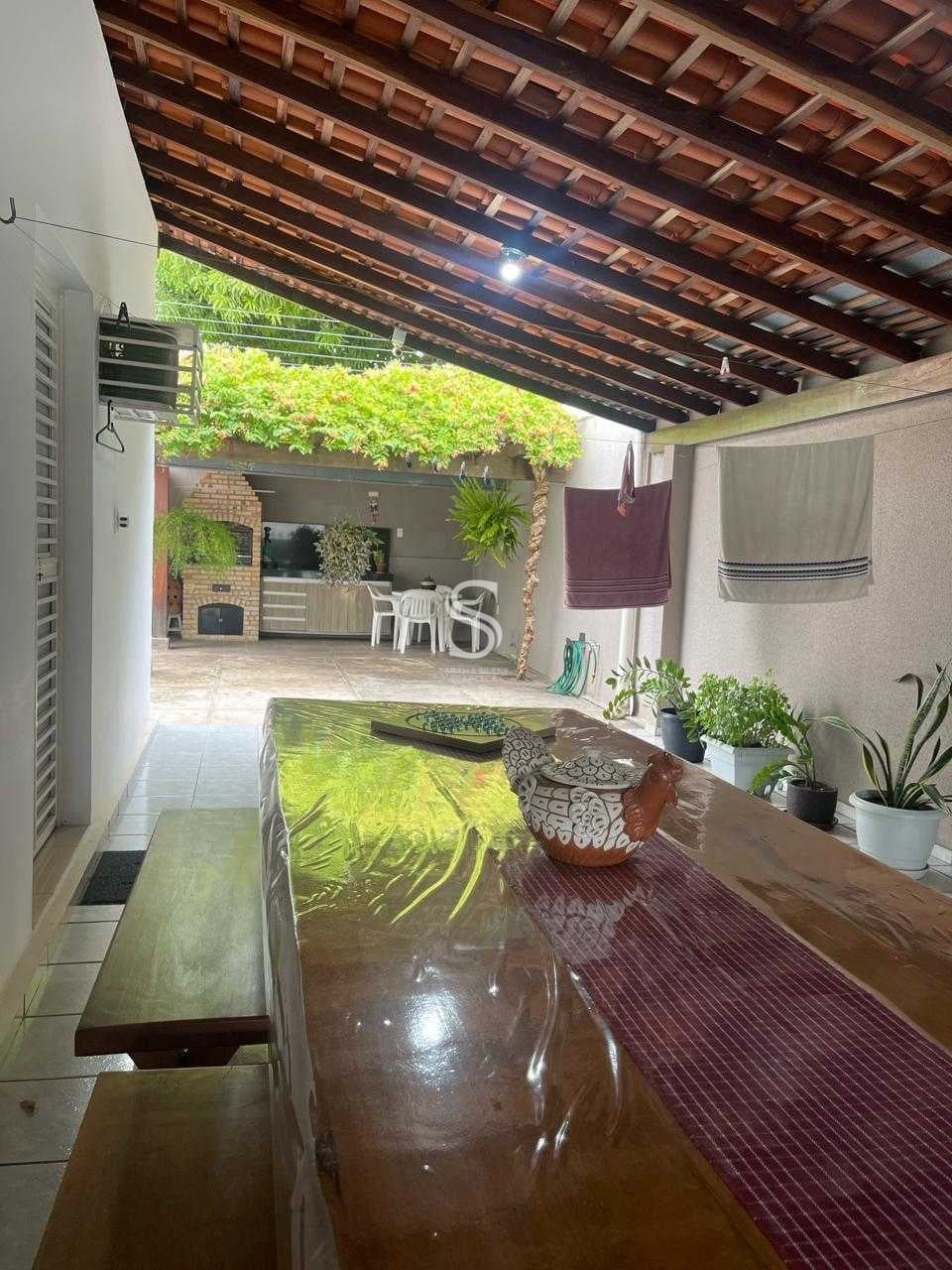 Casa, 4 quartos, 270 m² - Foto 5