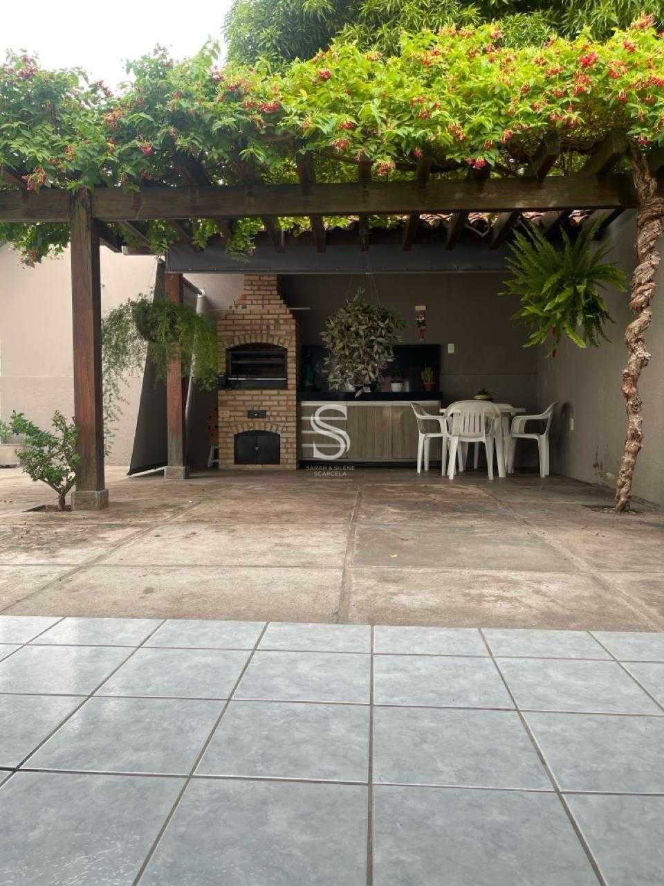 Casa, 4 quartos, 270 m² - Foto 4
