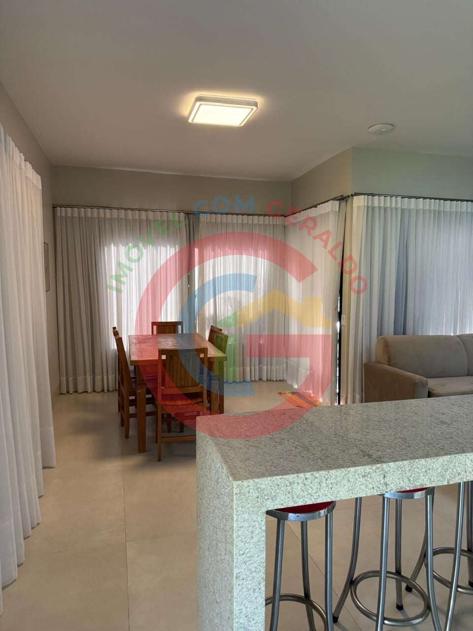 Casa, 6 quartos, 738 m² - Foto 1