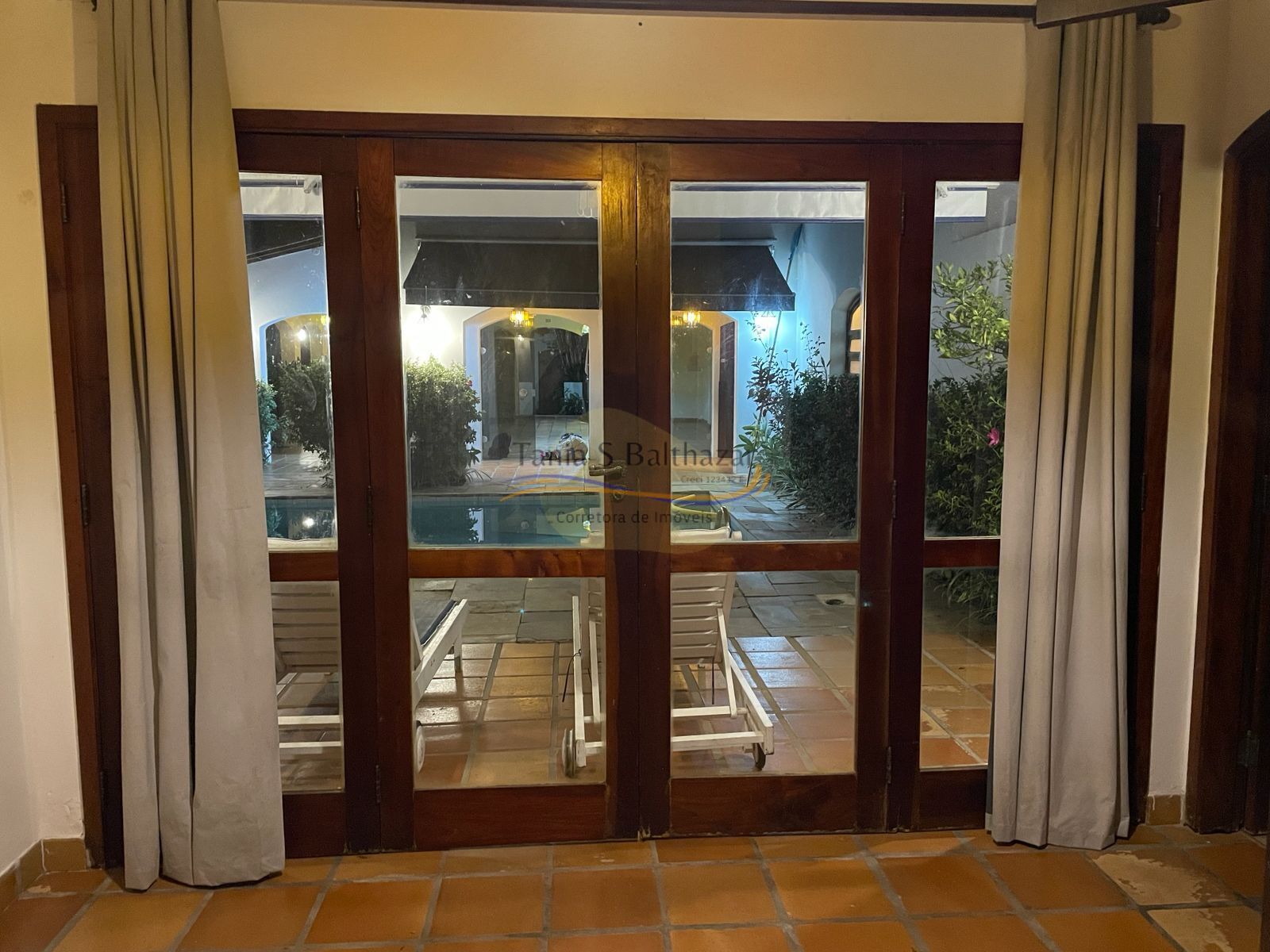 Casa, 5 quartos, 250 m² - Foto 35